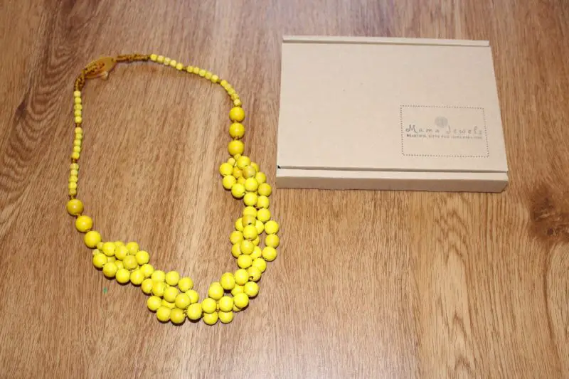 Mama Jewels Tani Nursing Necklace Review