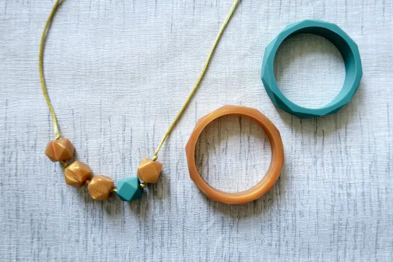 Mama Jewels GEO teething necklace set - review and giveaway