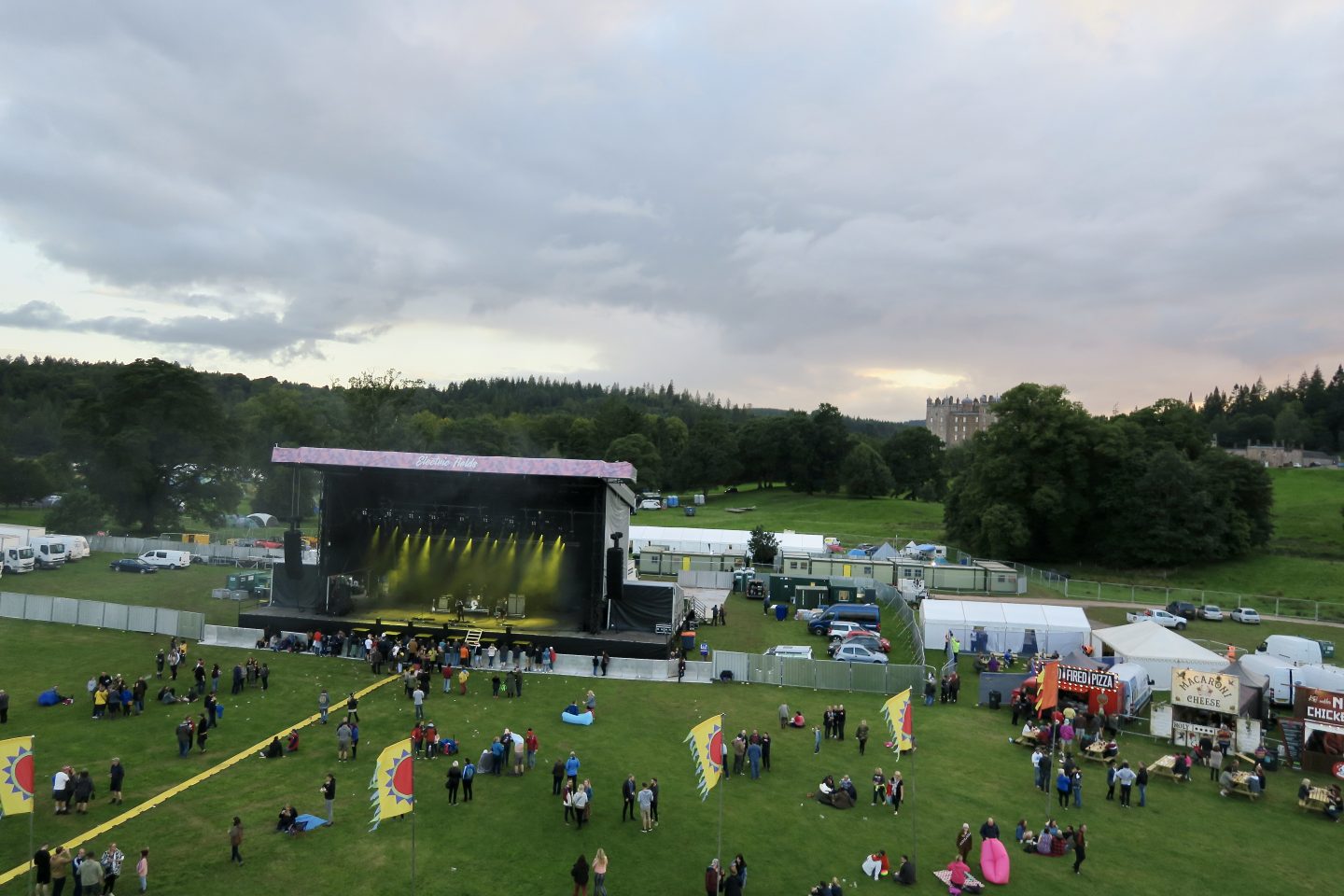 Electric Fields 2018 - review for families 